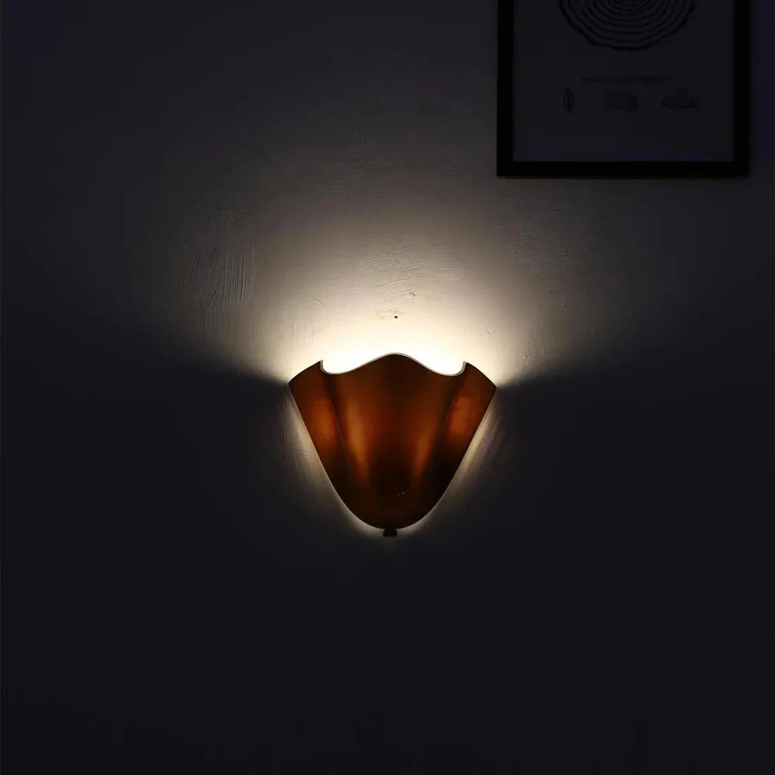 Retro Stained Glass Shell Skirt LED Wall Sconce – Art Deco Vintage Wall Light 1-Light