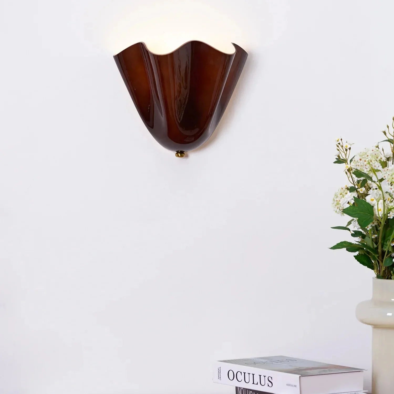 Retro Stained Glass Shell Skirt LED Wall Sconce – Art Deco Vintage Wall Light 1-Light