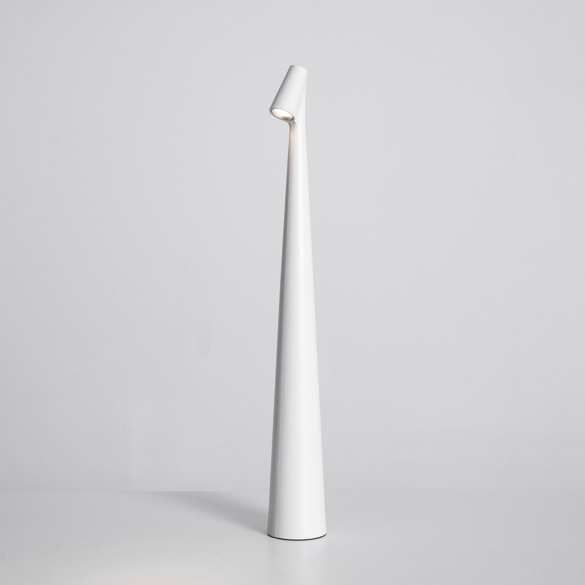 Africa Slim Cordless LED Rechargeable Table Lamp – Built-in Battery Portable Desk Light 1-Light