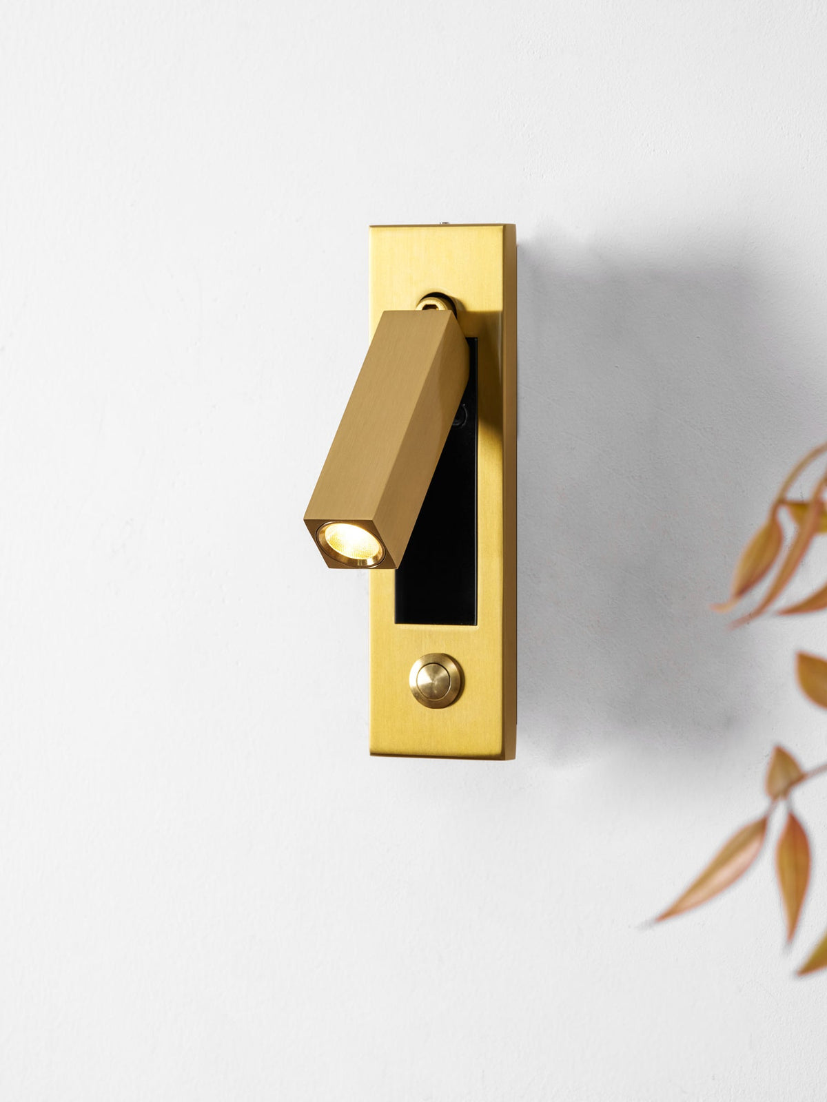 Modern Minimalist Embedded Aluminum LED Wall Sconce 1-Light