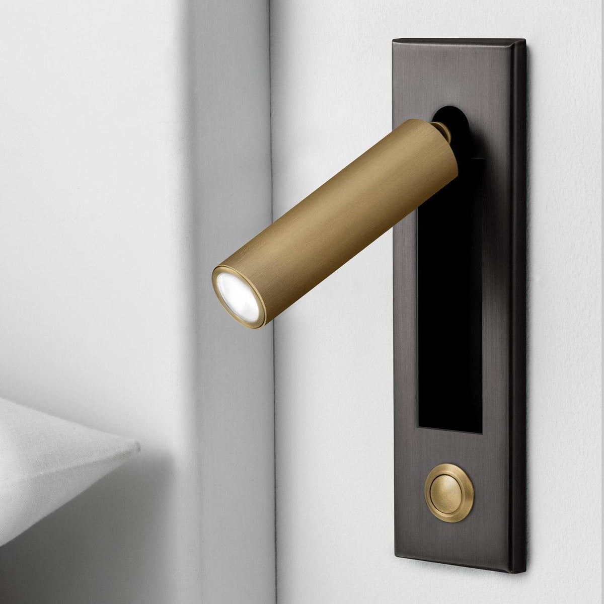 Modern Minimalist Embedded Aluminum LED Wall Sconce 1-Light