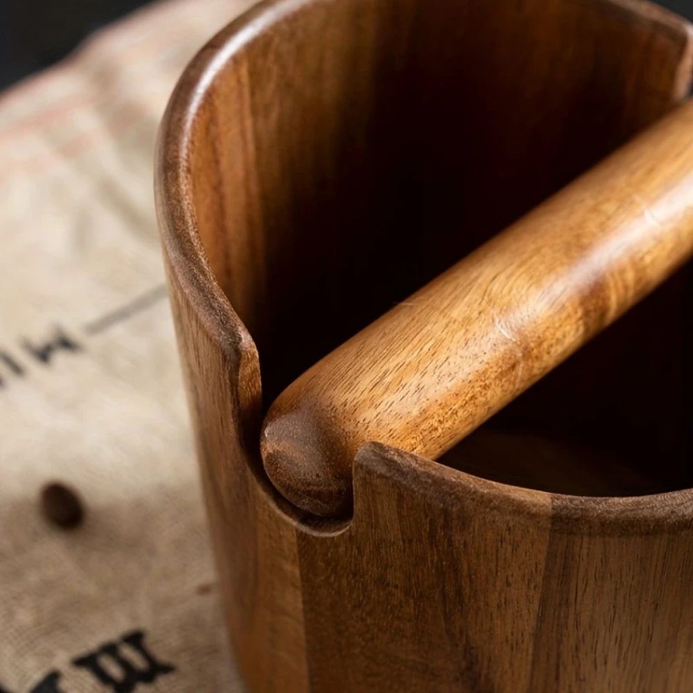 Solid Wood Coffee Knock Box for Efficient Espresso Puck Disposal – Compact and Stylish Coffee Accessory
