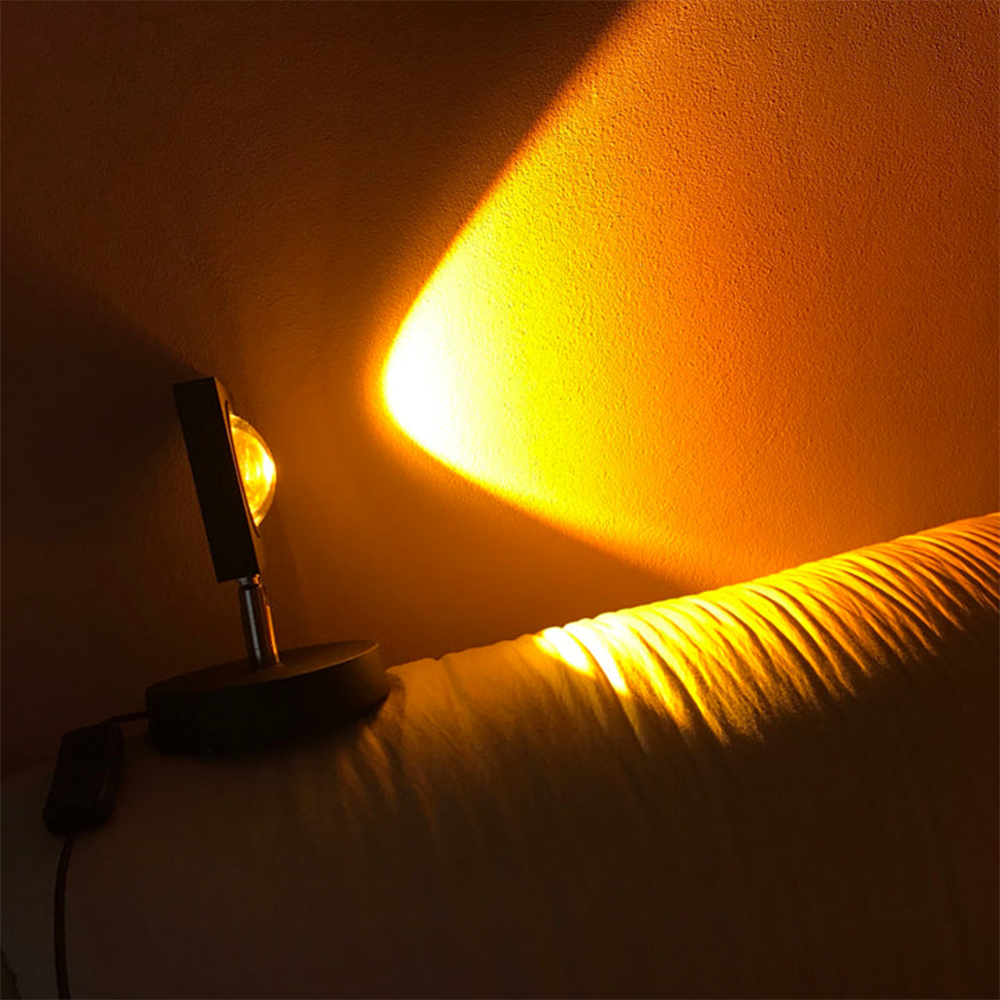 Sunset Projection LED Table Lamp – RGB Atmosphere Colour Projector Light for Bedroom
