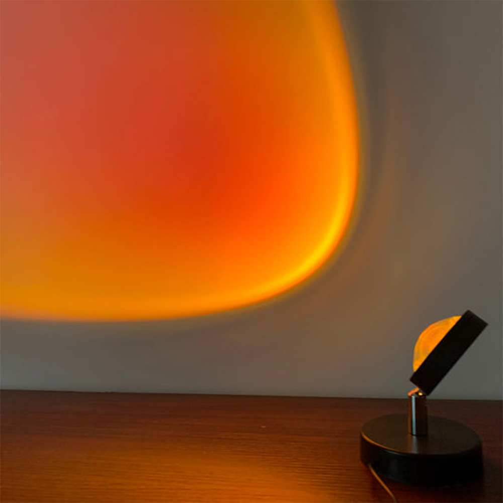 Sunset Projection LED Table Lamp – RGB Atmosphere Colour Projector Light for Bedroom